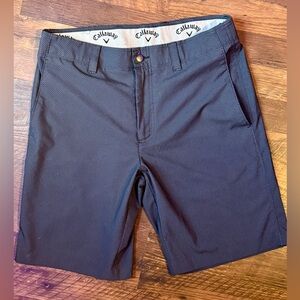 Callaway Men's dark gray golf Shorts size 32